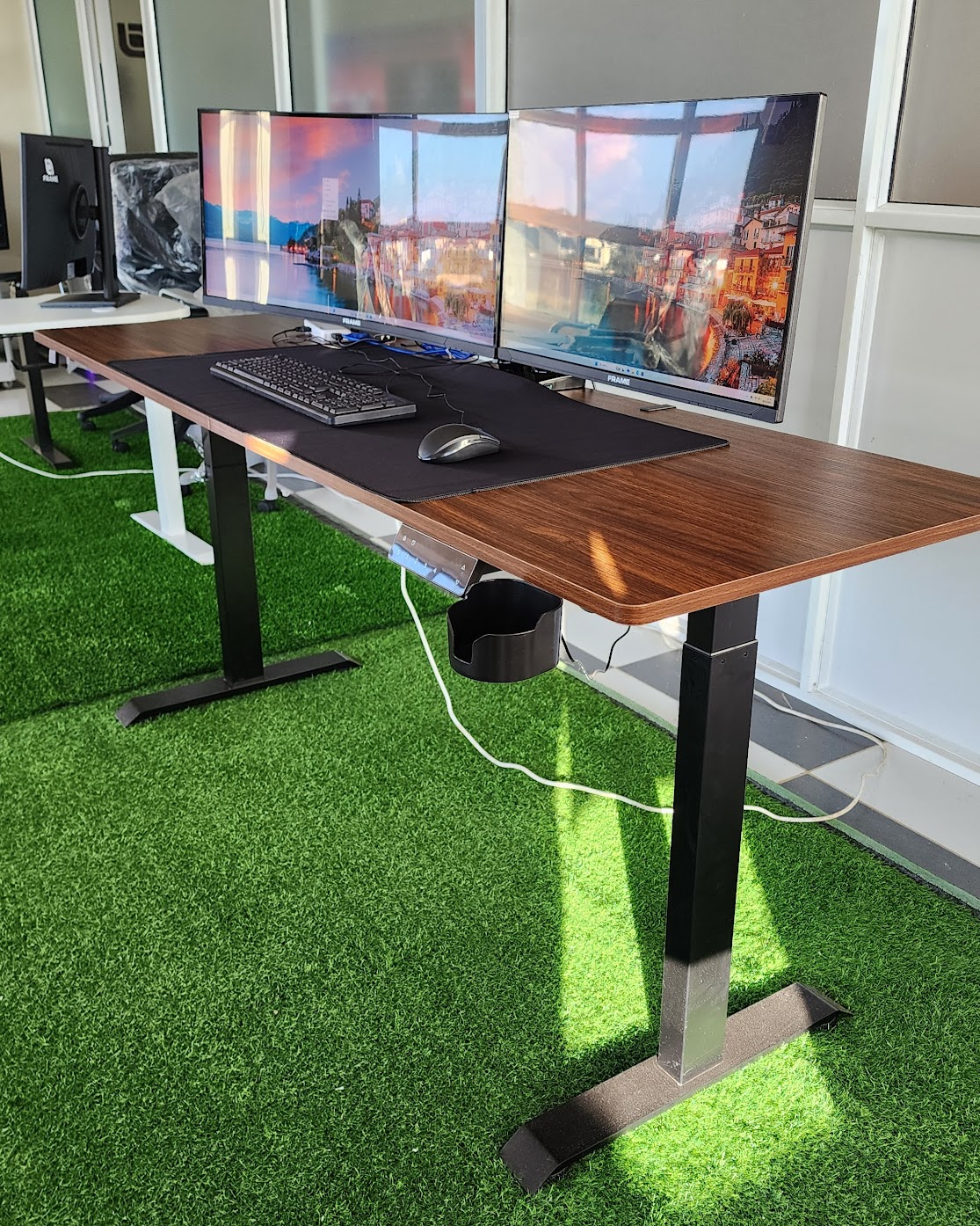 1.8m x 0.6m height adjustable desk